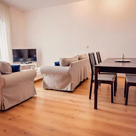 Sea View And Free Parking Kabakum By Apartmax *