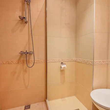Sea View And Free Parking Kabakum By Apartmax Apartment