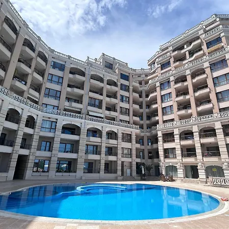 Sea View And Free Parking Kabakum By Apartmax *